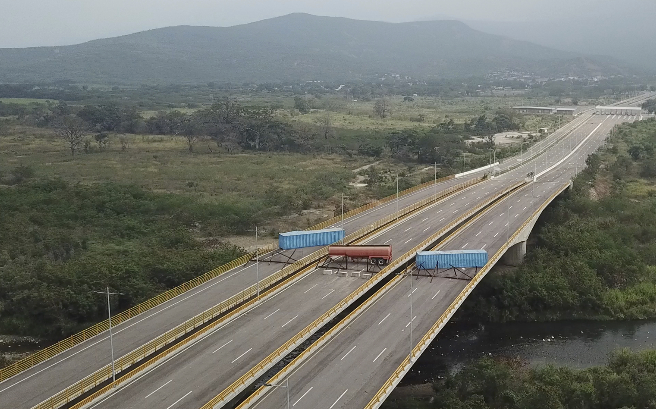 bridge blockade