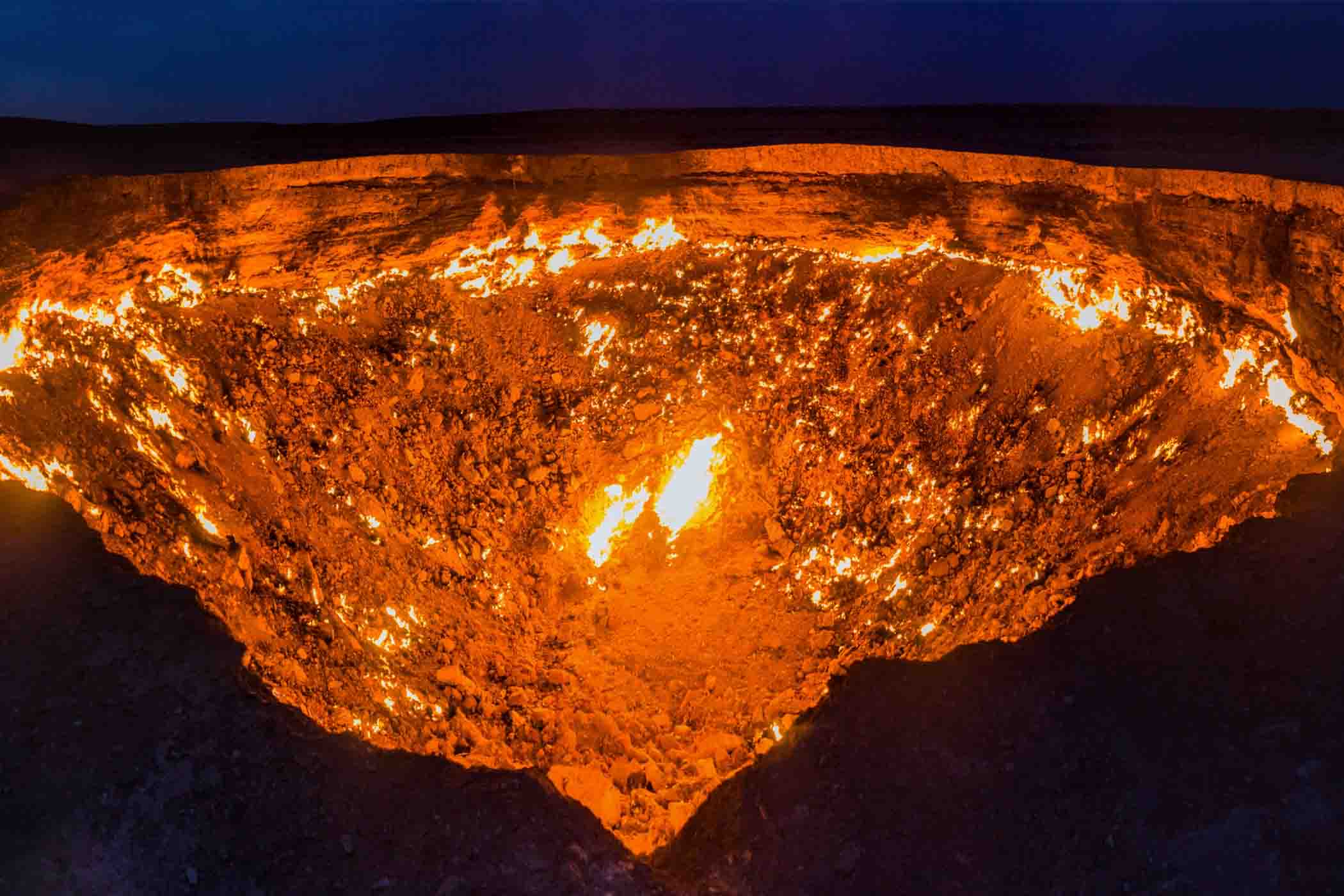 Giant Pit of Fire Mysteriously Opened in Desert Over 40 Years Ago, Still Burning Now—Here’s Why