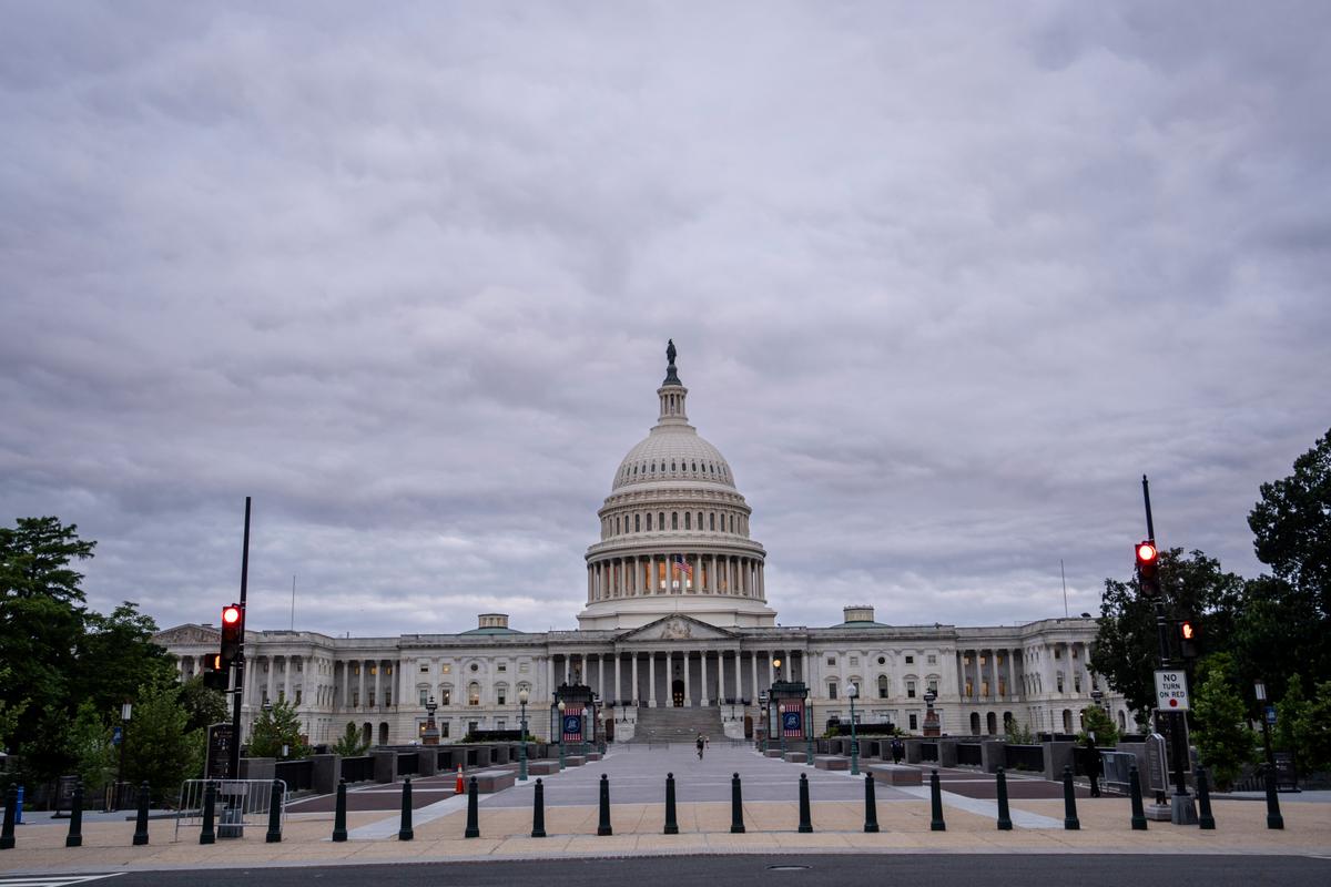 House Passes Bill to Fund ICE, Border Patrol, Sending Measure to Trump