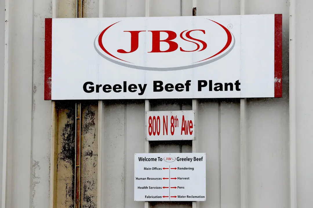 Union Plans Strike at US Beef Plant
