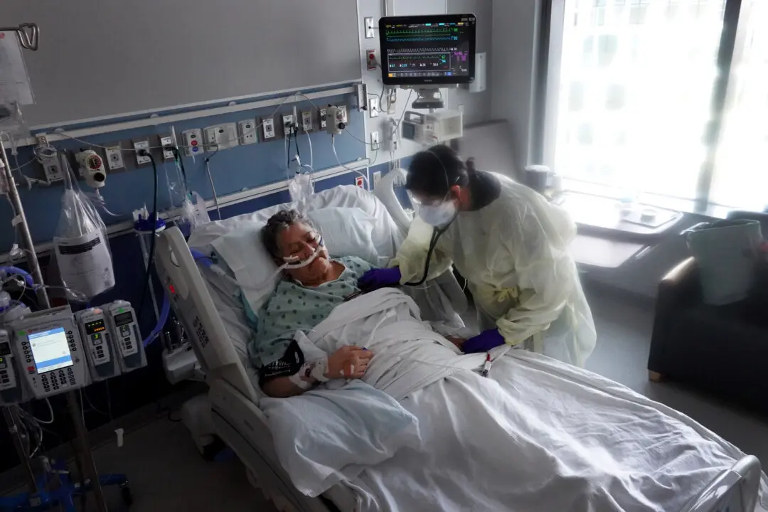 Clergy, Doctors Sue Illinois Over Assisted Suicide