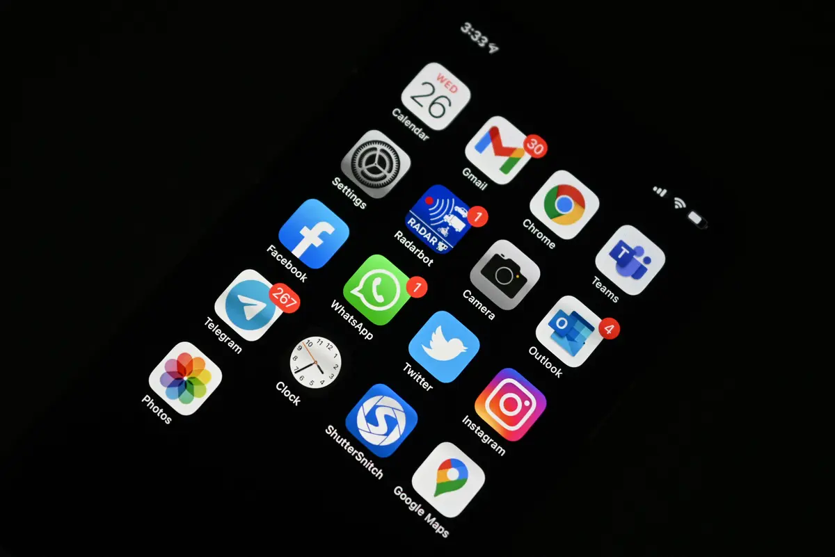 Cyber Actors Linked to Russia Targeting Users of Messaging Apps, FBI Says