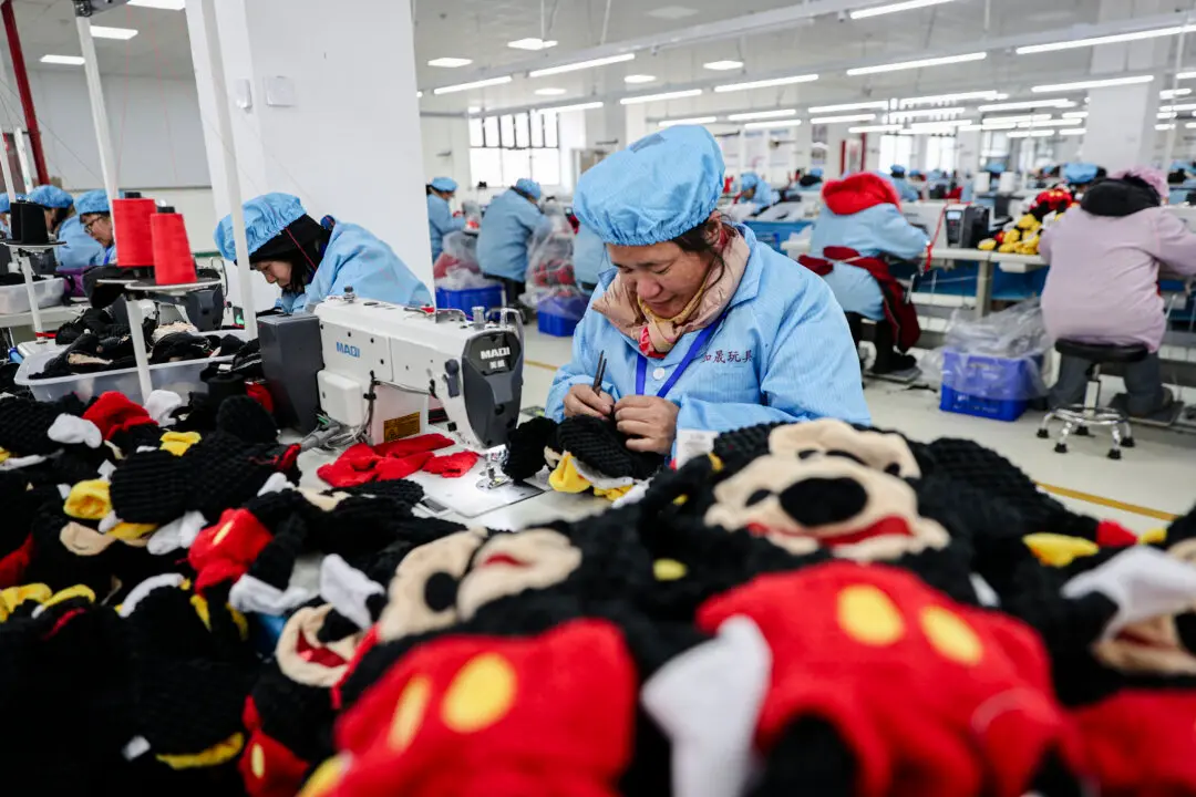 China’s Spring Export Surge May Not Be as Durable as It Appears