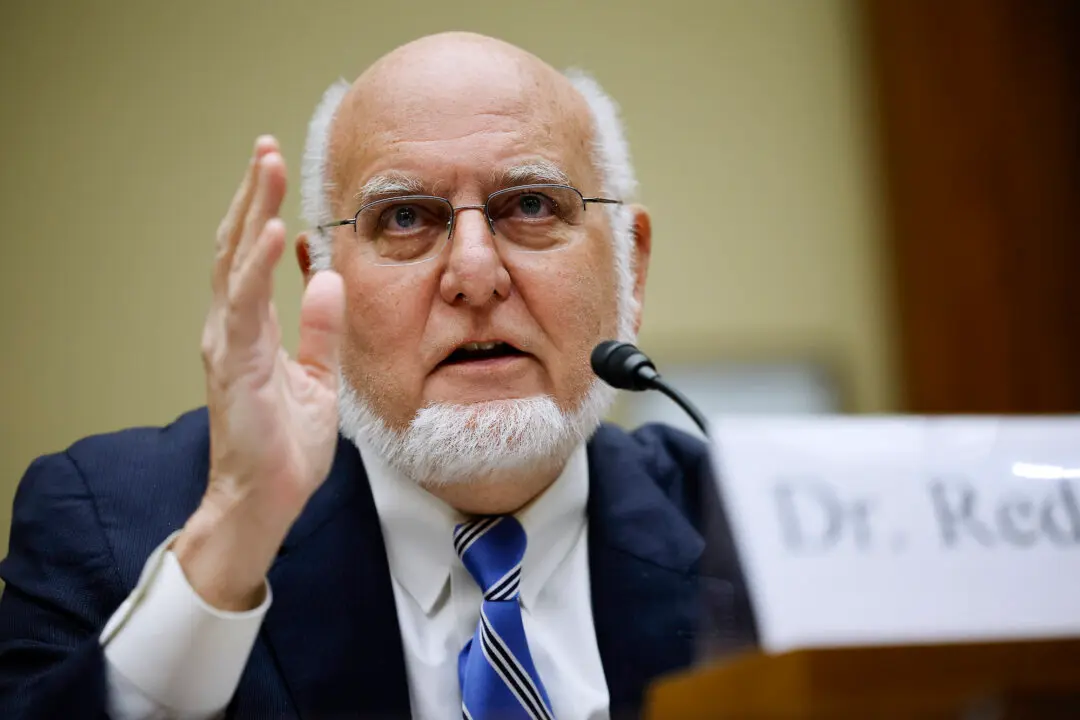Ex-CDC Director Warns Ebola Could Become ‘Very Significant Pandemic’ in Africa