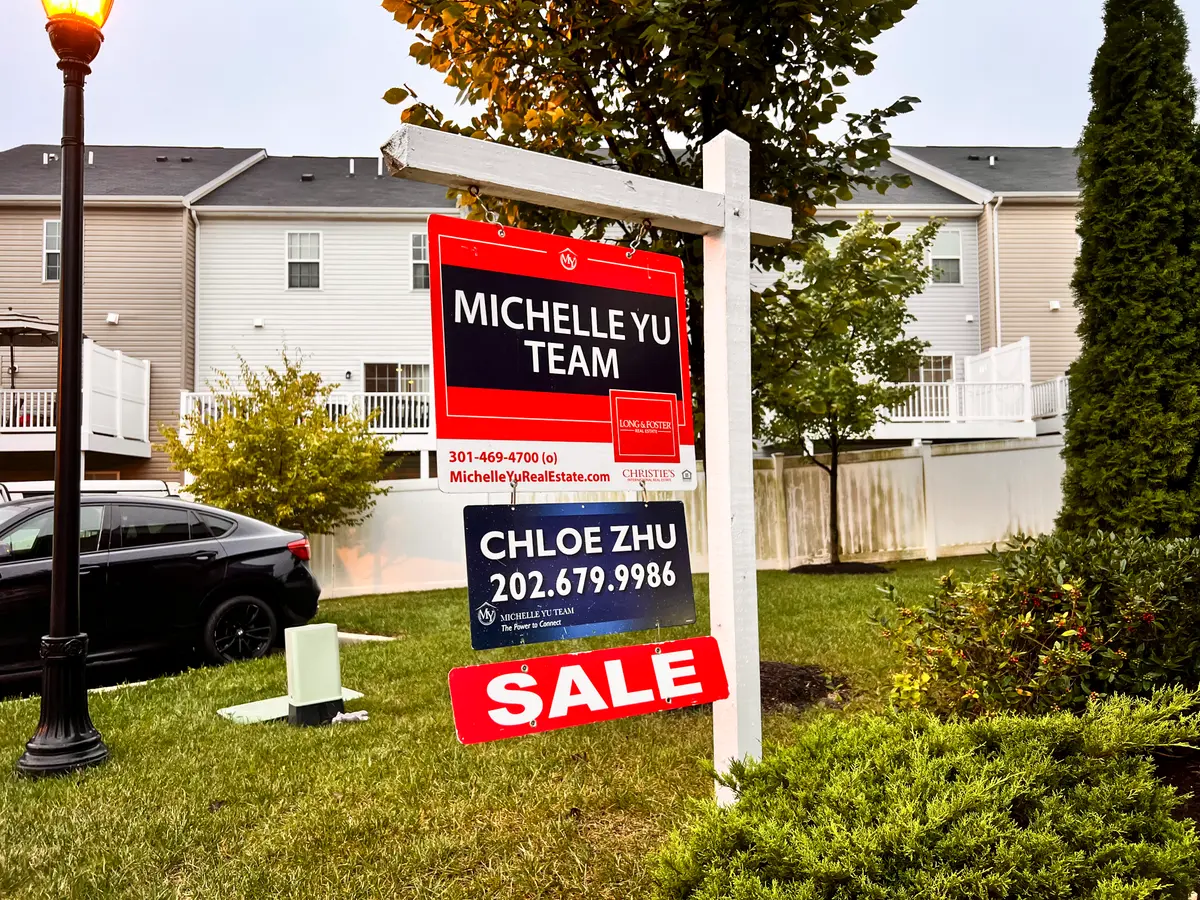 Older Homeowners Paying ‘Seniority Tax’ When Refinancing Mortgages: Bankrate