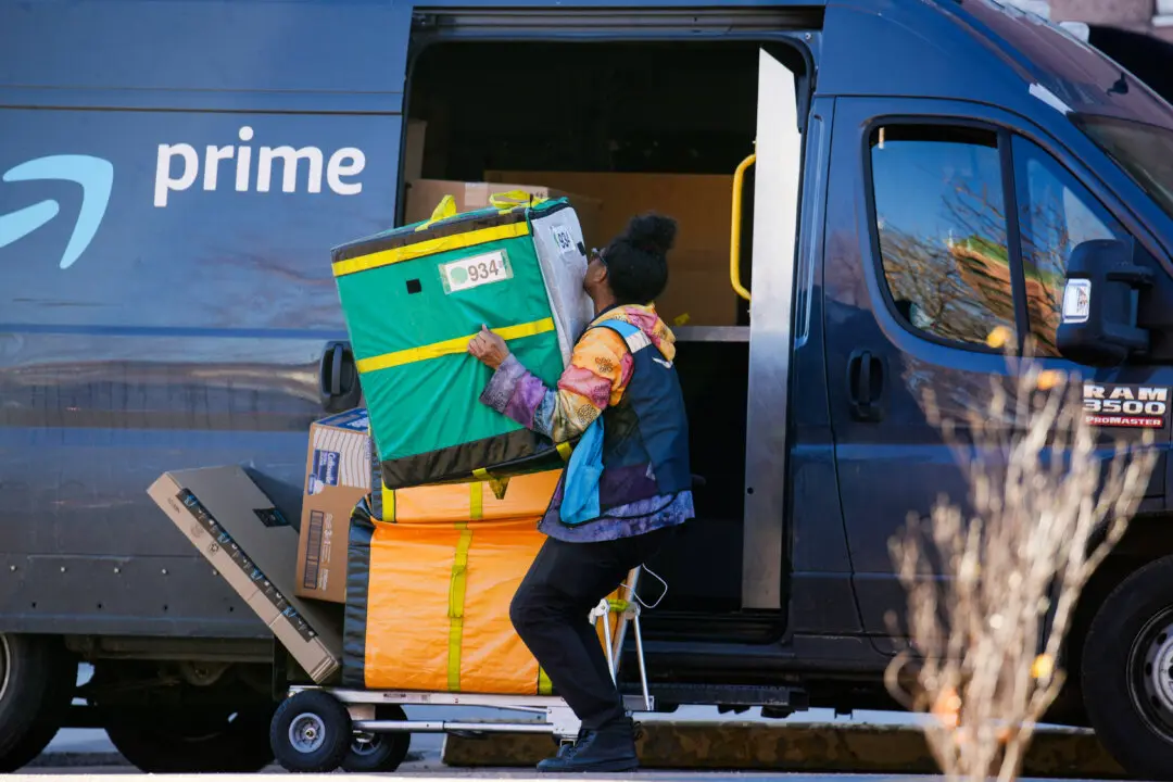 Amazon Shares Suffer Worst Losing Streak Since July 2006 Amid Concern Over AI Spending