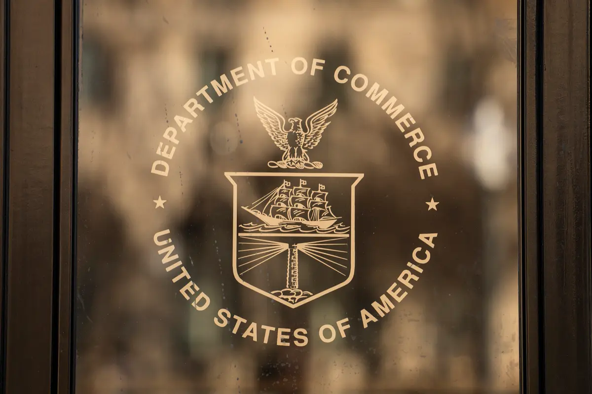 Commerce Department Authorizes Export of Advanced AI Semiconductors to Companies in UAE, Saudi Arabia thumbnail