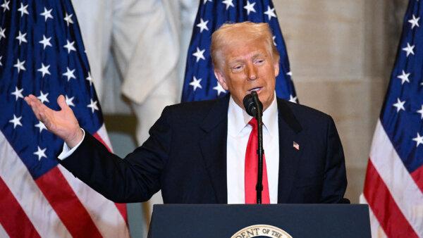 Trump Speaks at National Prayer Breakfast; Ukraine, Russia Agree to Prisoner Swap