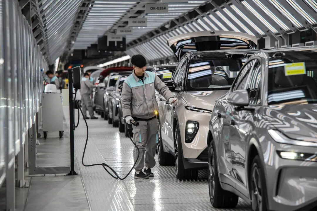 Cars Should Be 100 Percent Free of the CCP