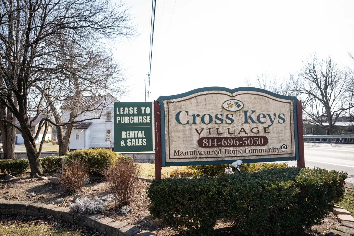 US Mortgage Rates Fall to 41-Month Low