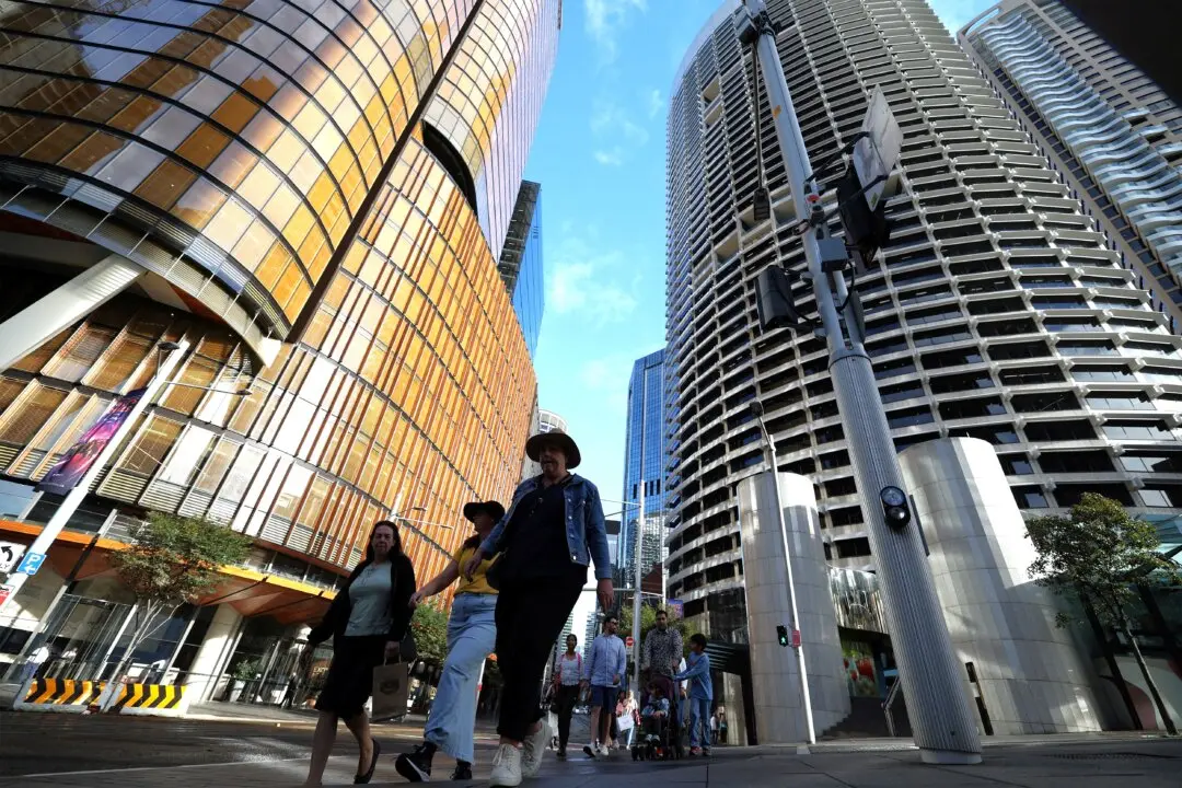 Australian Businesses Weighed Down by 150,000 New Rules, Restrictions Since 2003: Report