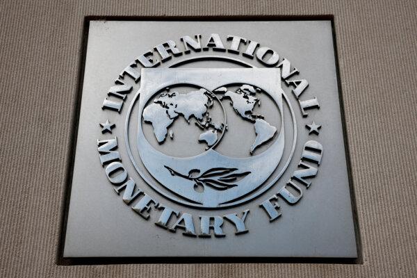 LIVE NOW: IMF Holds News Briefing