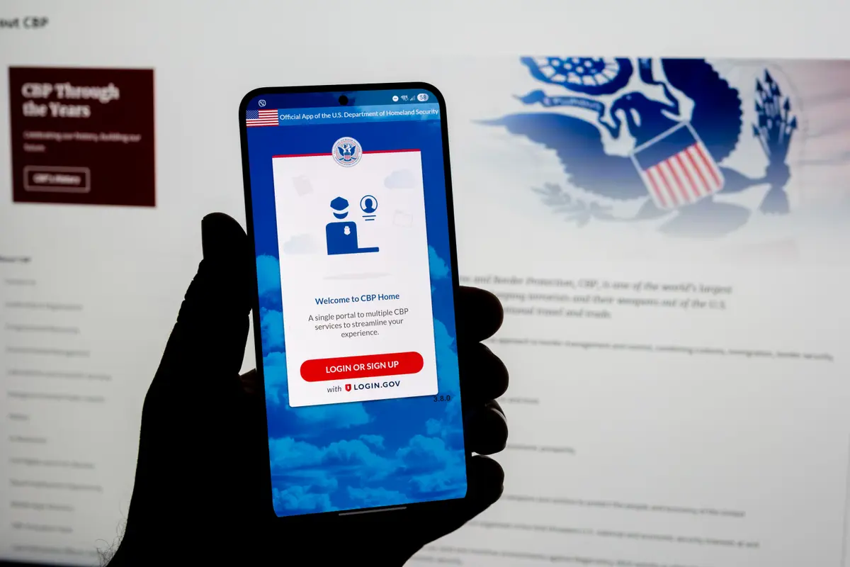 DHS Offering $3,000 to Illegal Aliens to Self-Deport as Part of Holiday Deal thumbnail