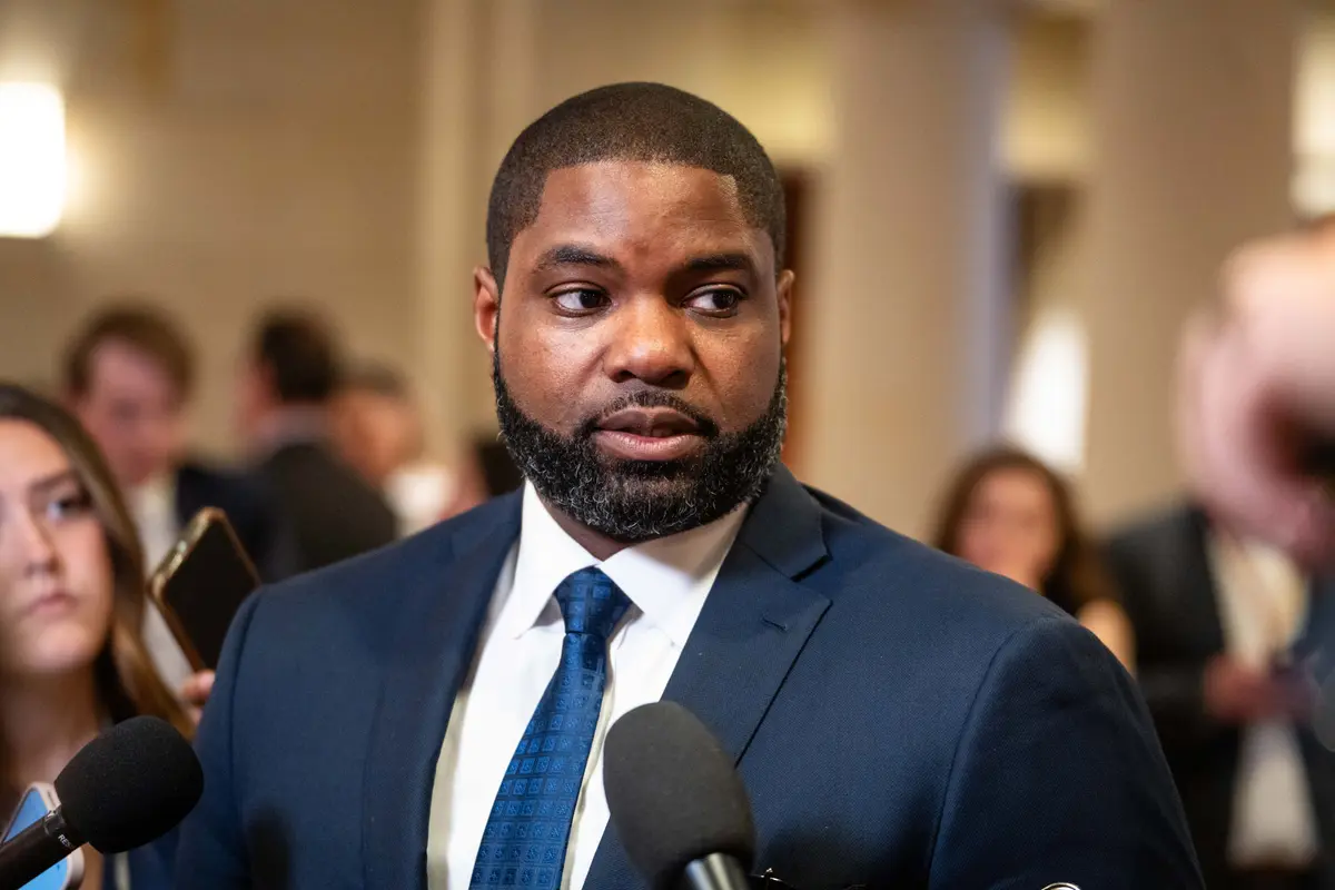 Byron Donalds to Face David Jolly in Florida’s Gubernatorial Election