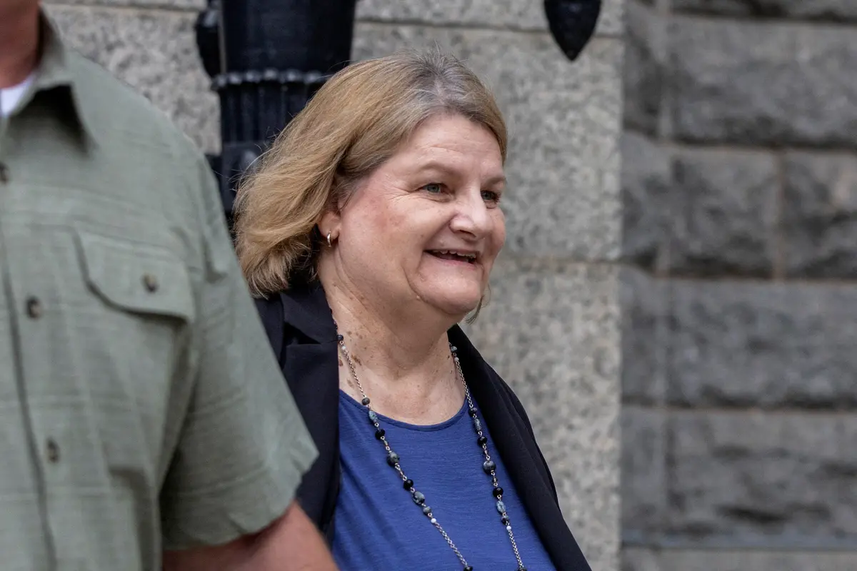 Wisconsin Judge Found Guilty of Obstruction for Aiding Illegal Immigrant to Evade ICE Agents thumbnail