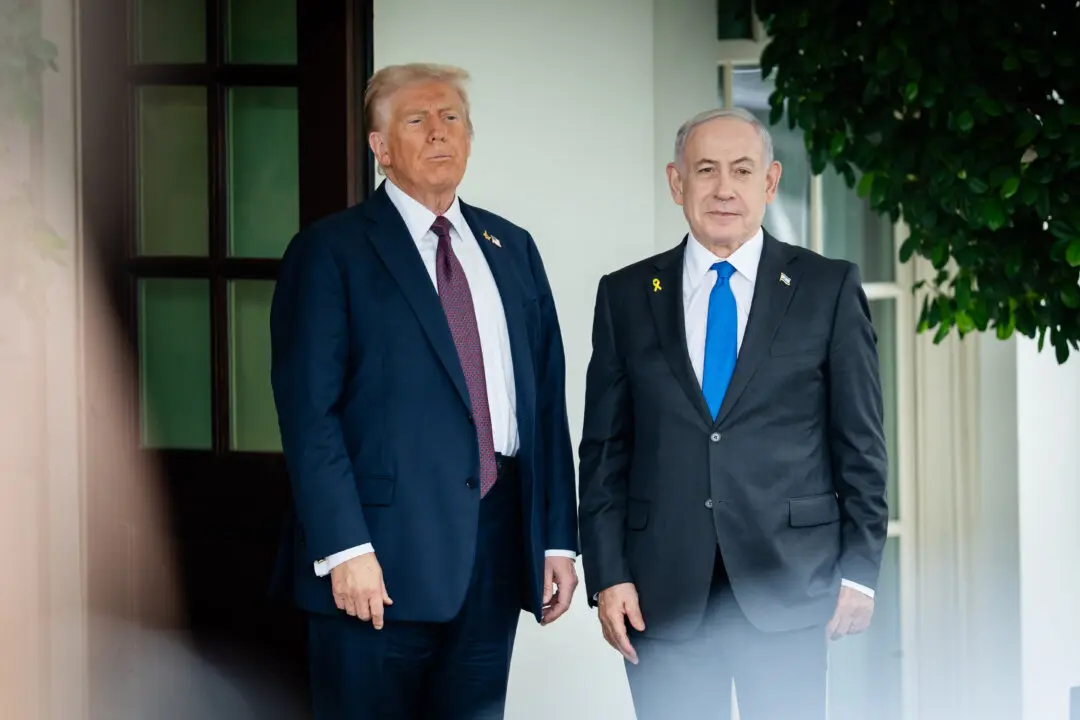 Trump to Meet Netanyahu for Talks on Gaza, Regional Security; Patel: FBI Surging Resources to Minnesota Over Fraud