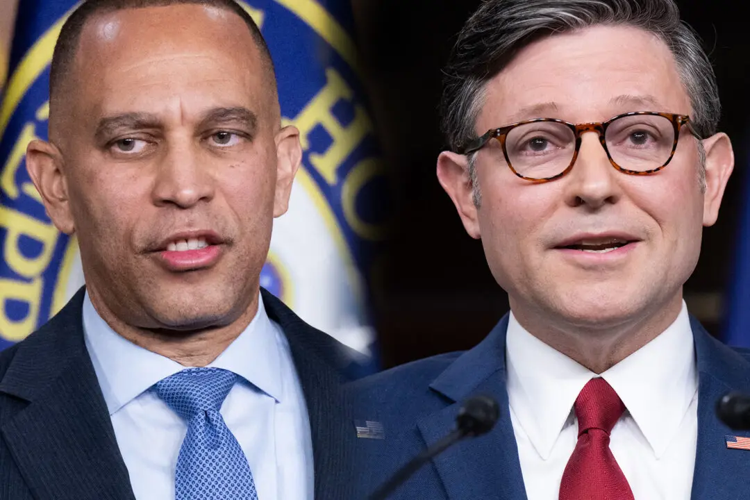 LIVE NOW: House GOP and Democratic Leaders Hold Weekly Press Conferences (Dec. 2)