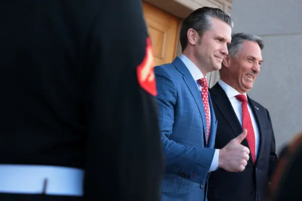 US, Australian and UK Defense Secretaries Announce Unmanned Undersea Vehicle Project
