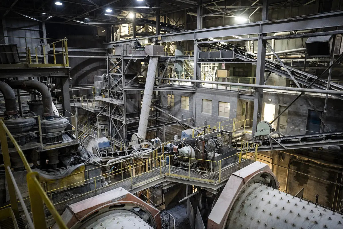 Business Investment Surges as Key Capital Goods Indicator Beats Forecasts thumbnail