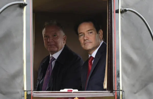 Ukrainian Negotiators Meet With Rubio, Witkoff, and Kushner in Florida