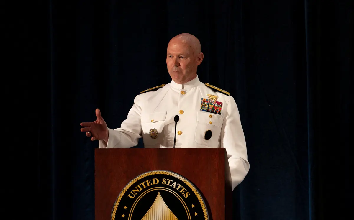 White House: Admiral Ordered Follow-Up Strike on Drug Boat, Attack Was Lawful thumbnail