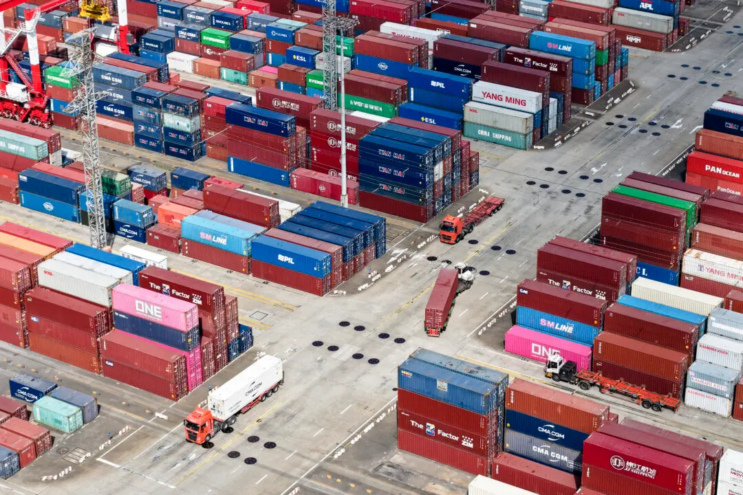 China’s Trade Surplus Reaches a Record of $1 Trillion in 11 Months