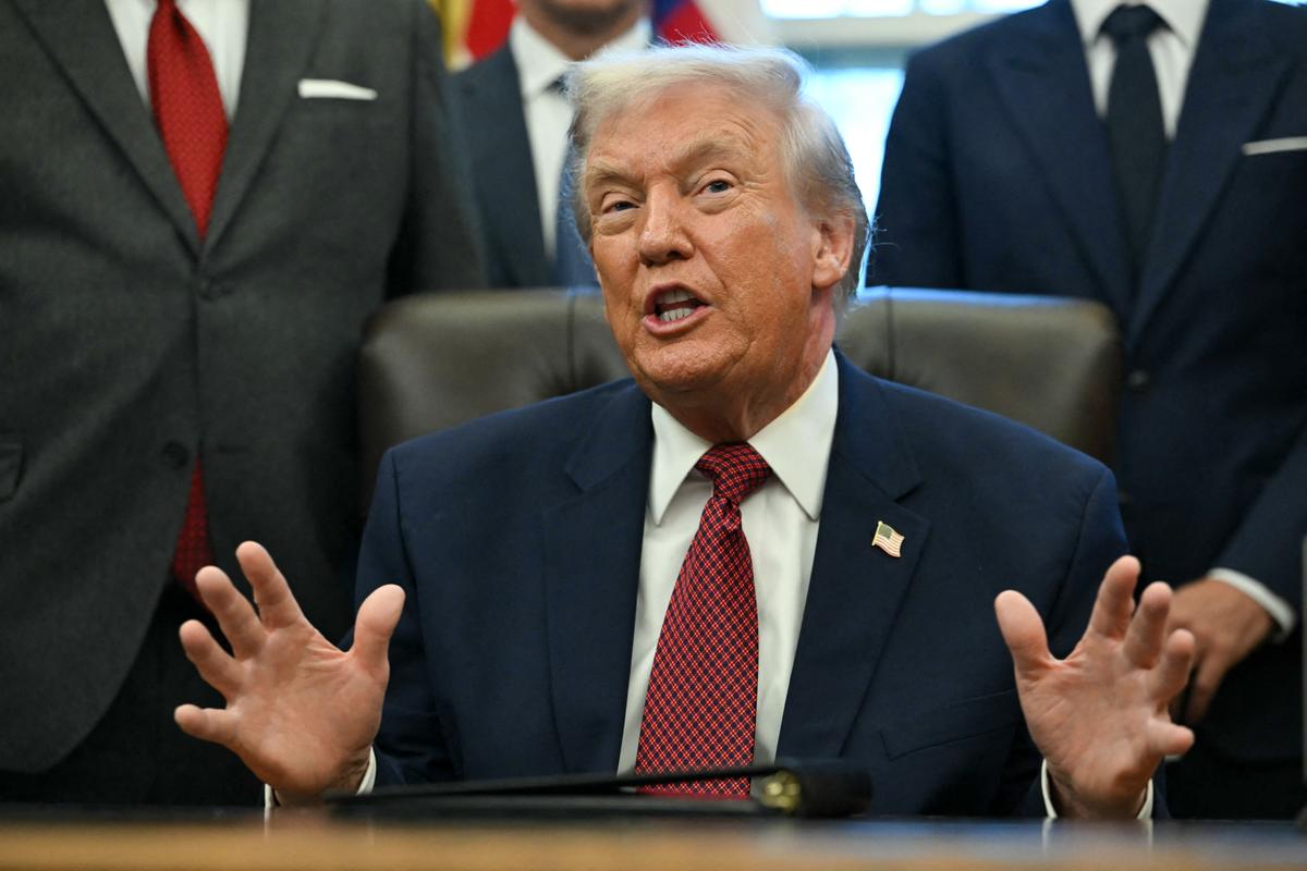 Trump Signs Order to Prevent States From Regulating AI thumbnail