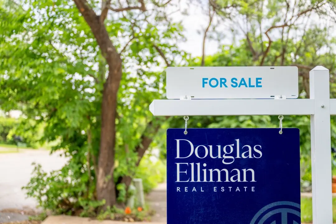 Buyers and Sellers Both Come Off the Sidelines in April, Report Says