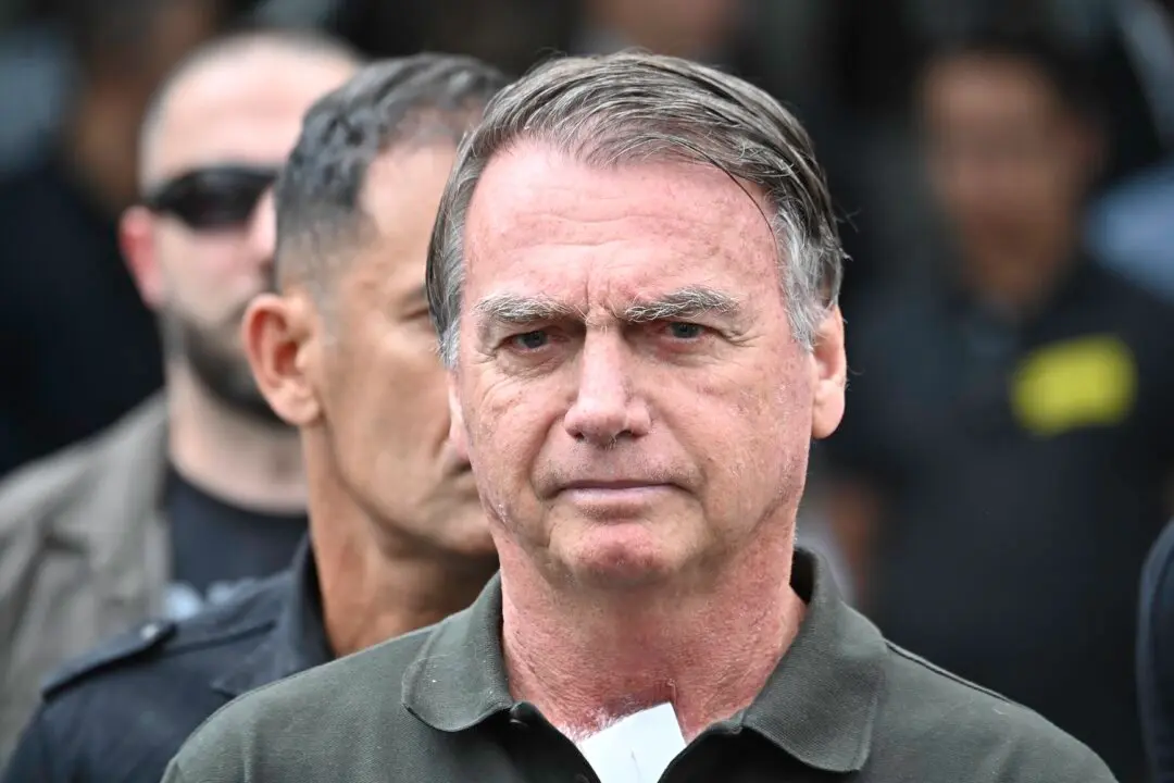 Brazilian Congress Adopts Bill Lowering Bolsonaro’s Sentence, Overriding Lula Veto