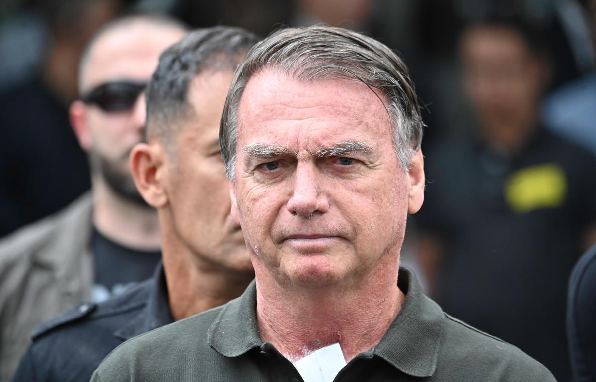 Brazilian Congress Adopts Bill Lowering Bolsonaro’s Sentence, Overriding Lula Veto