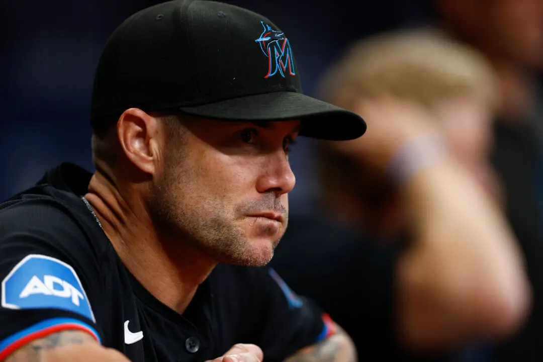 Rangers’ Offseason Sizzling as Schumaker Gears Up for MLB Managerial Return