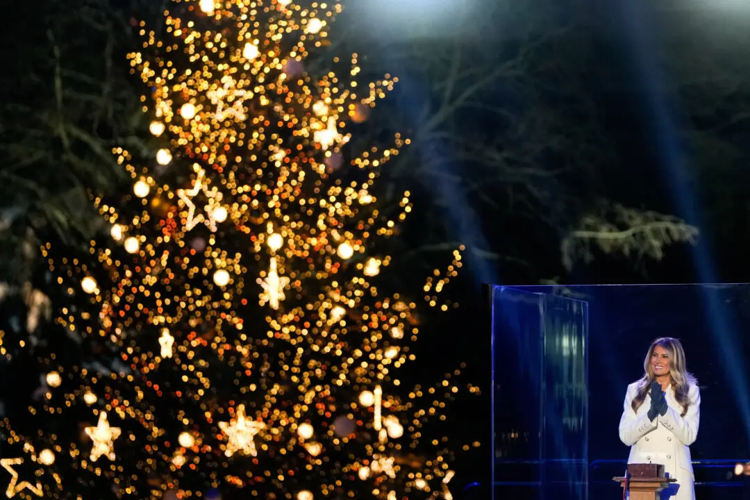 Melania Trump Lights the National Christmas Tree After President Counts Down