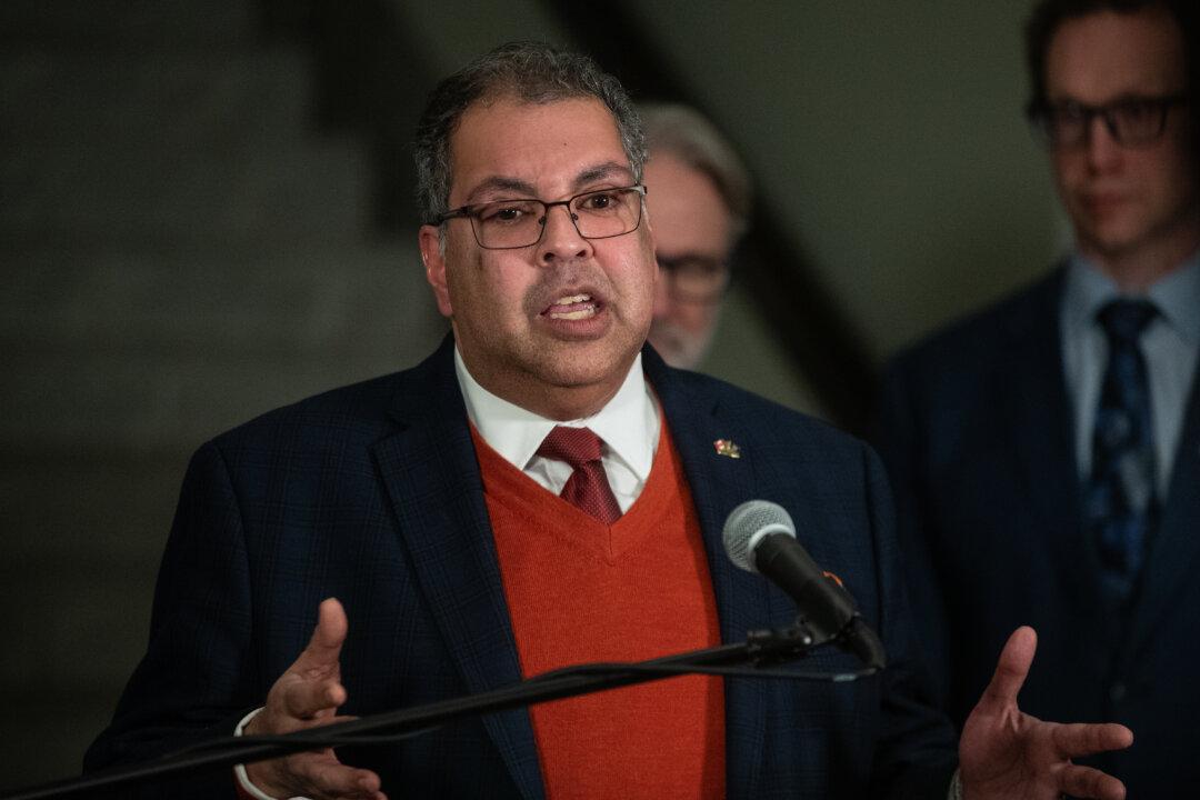 Former Calgary Mayor Nenshi Says He Wasn’t Told Water Main Was Flagged as High Risk While in Office