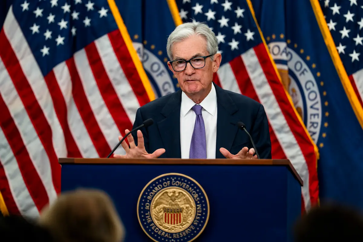 DOJ Opens Criminal Investigation Into Fed Chair Powell thumbnail