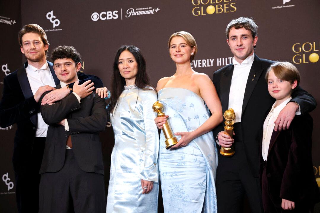 ‘Hamnet’ and ‘One Battle After Another’ Take Top Honors at Golden Globes
