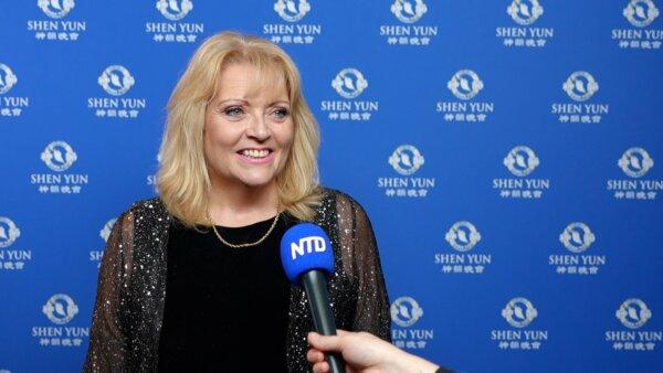 ‘I Just Haven’t Stopped Smiling!’ Audience Member Touched by Shen Yun