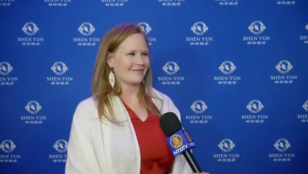 San Antonio Theatergoer Says Shen Yun’s Artistry is ‘Just Absolutely Sublime’