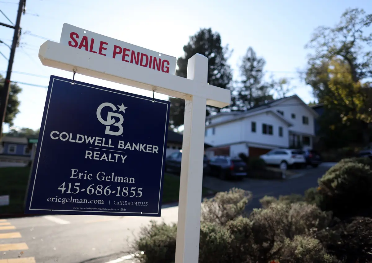 US Pending Home Sales Hit Nearly 4-Year High