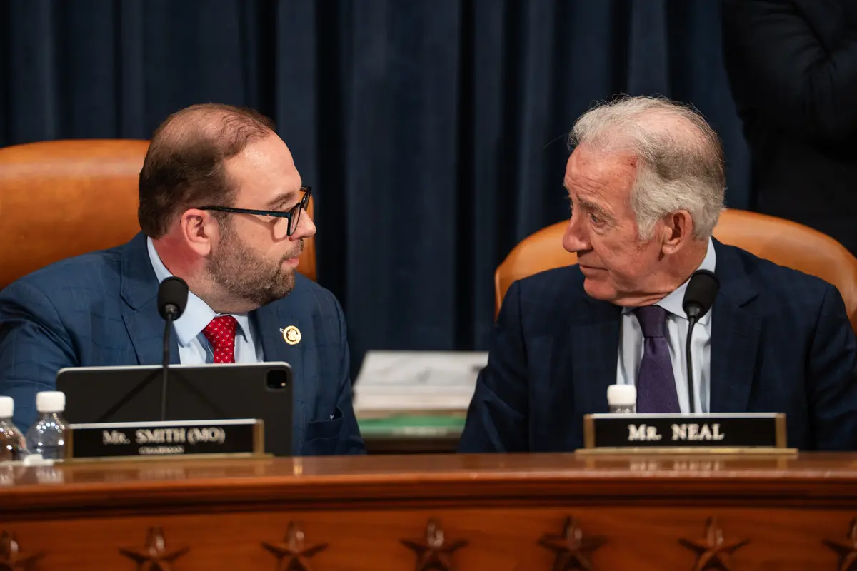 Lawmakers Question Health Insurance CEOs on Cost, Business Practices