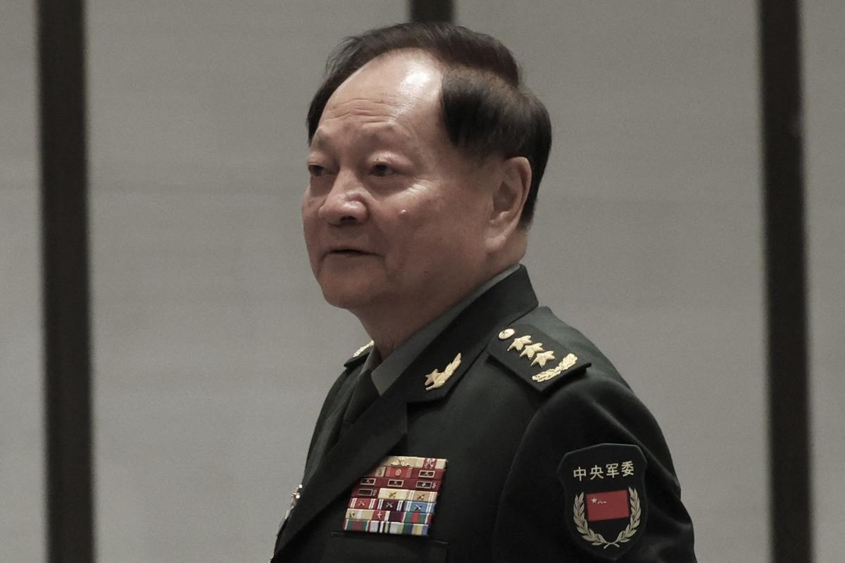 China Removes 2 Top Military Officials