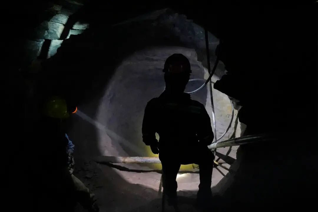 BC Mining Company Says 10 of Its Workers Abducted in Western Mexico