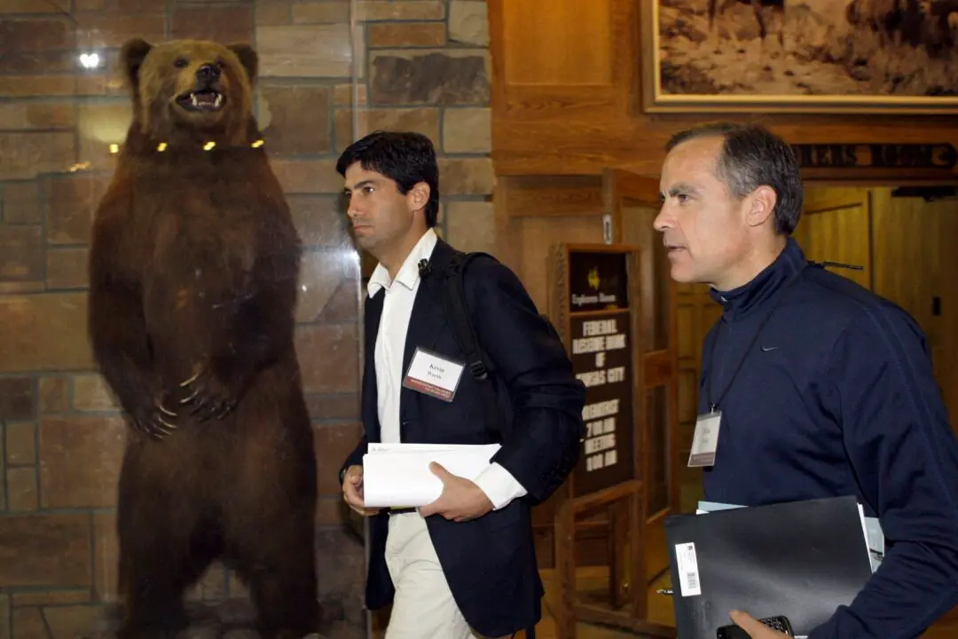 Carney Praises Trump’s Pick to Lead Federal Reserve: ‘Fantastic Choice’