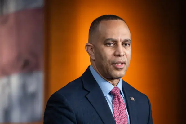 House Minority Leader Jeffries Holds Press Conference (March 19)