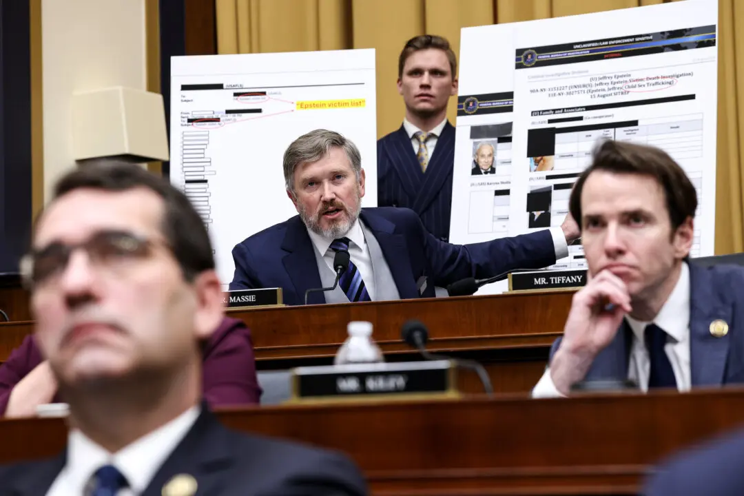 Social Media Content Creators Converge on Kentucky to Boost Thomas Massie