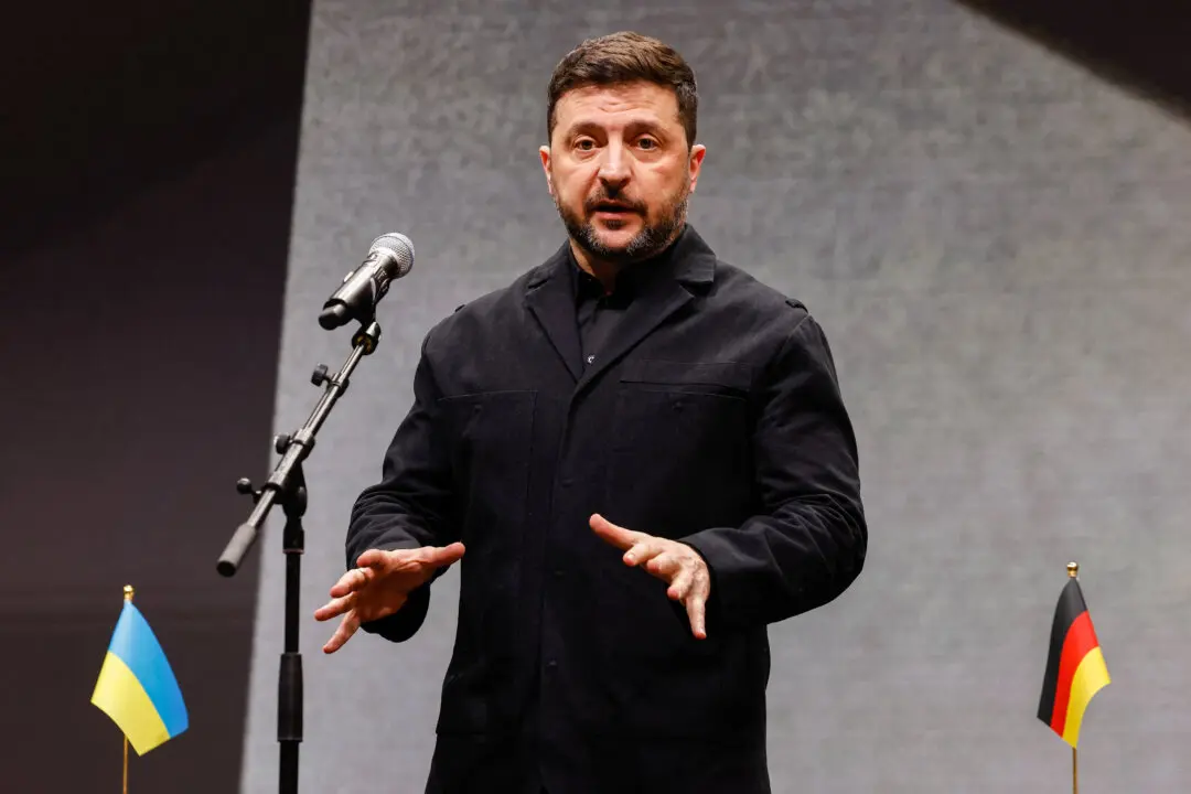 Zelenskyy Seeks Details of Putin’s May 9 Ceasefire Proposal