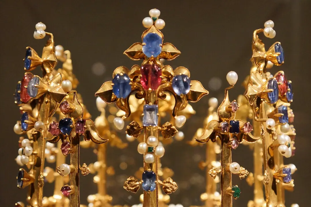 England’s Oldest Surviving Crown