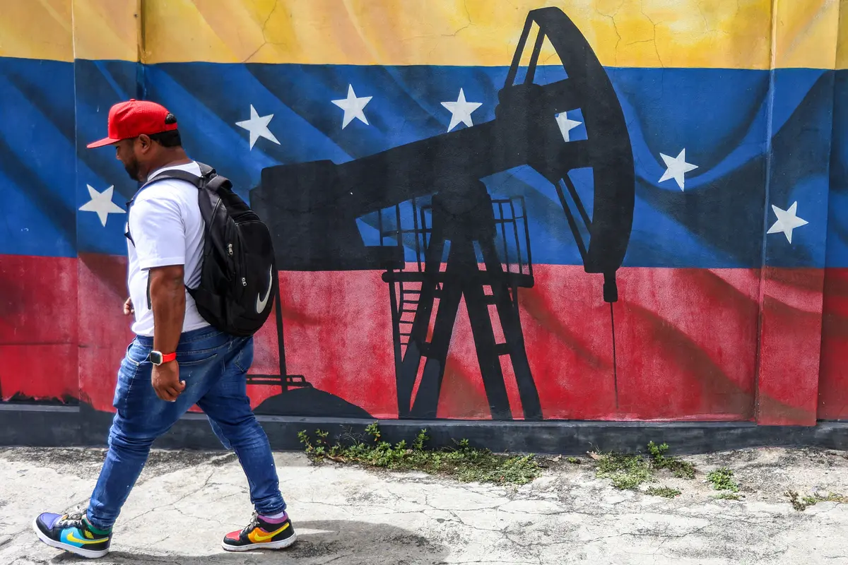 Iran Oil Output Plunges in May While Venezuela Climbs, OPEC Says