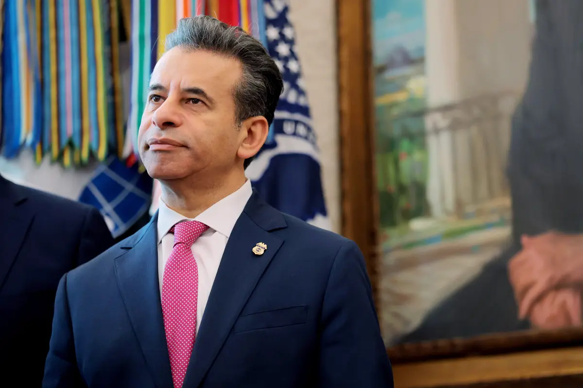 FDA Commissioner Defends Embattled Deputy After Drug Rejections, Says He ‘Loves Trump’