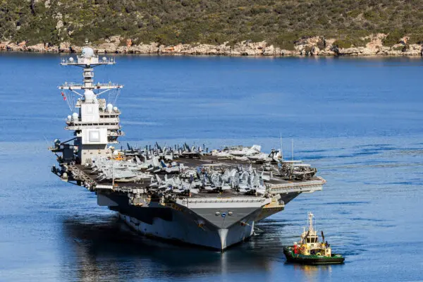 Secretary of War Hegseth Welcomes Sailors Returning From Deployment