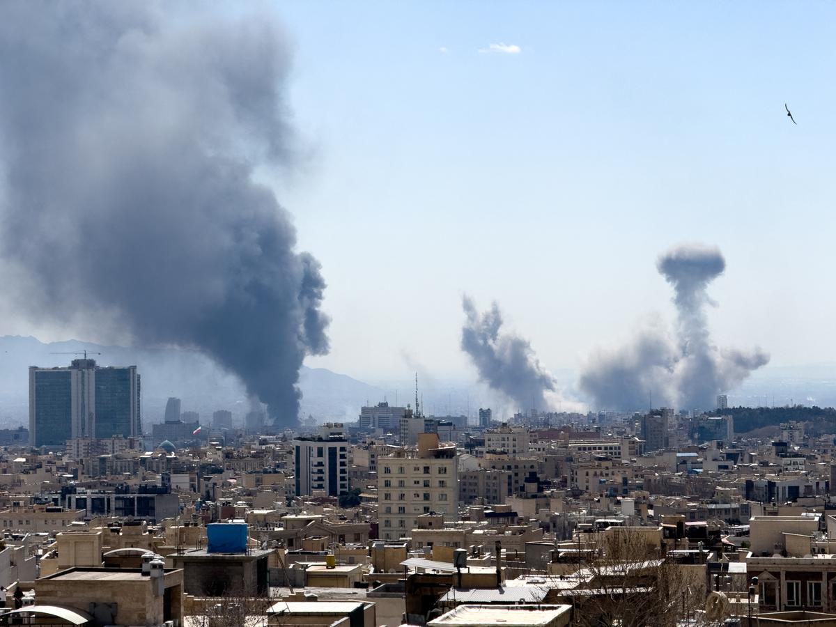 US Strikes More Than 1,000 Targets in Iran on First Day of Operation